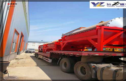 石英砂磁選機(jī)，石英砂如何使用濕式磁選機(jī)除鐵?_釩鈦鐵礦濕式磁選機(jī)廠家分享減輕破碎機(jī)磨損的方法型號(hào)參數(shù)及磁場強(qiáng)度