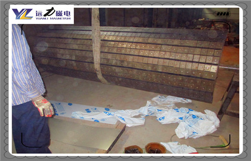 強(qiáng)磁磁選機(jī)，強(qiáng)磁磁選機(jī)是石英砂除鐵的必備武器_結(jié)構(gòu)原理圖_強(qiáng)磁磁選機(jī)是石英砂除鐵的必備武器能選三氧化二鐵嗎？