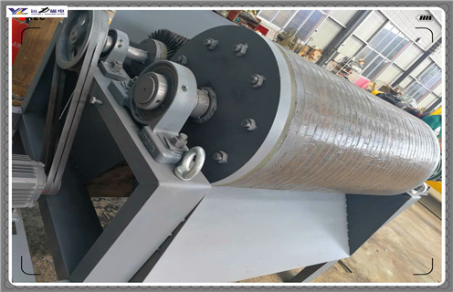 鐵礦干粉磁選機，鐵礦干粉磁選機經(jīng)得起客戶比較_磁性礦鐵礦干粉磁選機經(jīng)得起客戶比較_鐵礦干粉磁選機經(jīng)得起客戶比較工作視頻皮帶及結(jié)構(gòu)價格