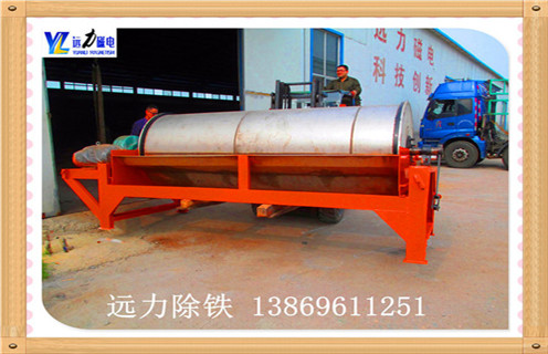 濕式永磁磁選機，河南濕式永磁磁選機_釩鈦鐵礦河南濕式永磁磁選機型號參數(shù)及磁場強度