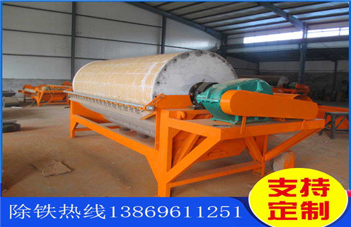 干式磁選機，江蘇干式磁選機廠家_江蘇干式磁選機廠家制作如何選鐵參數(shù)規(guī)格一般是多少_生產(chǎn)廠家